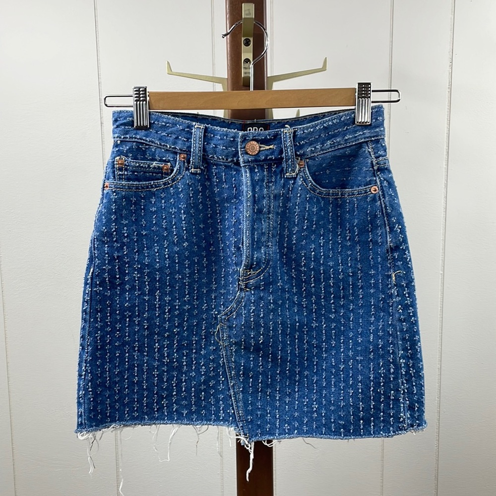 BDG Urban Outfitters Textured Distressed Button-Fly‎ Denim Mini Skirt